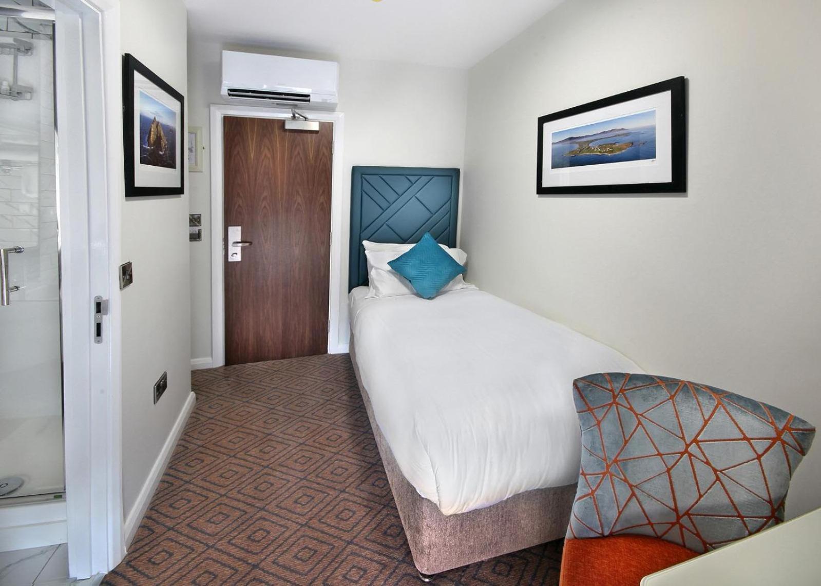 The Bailie, Main St Bailieborough, A82T6C6 Hotel Cavan Luaran gambar